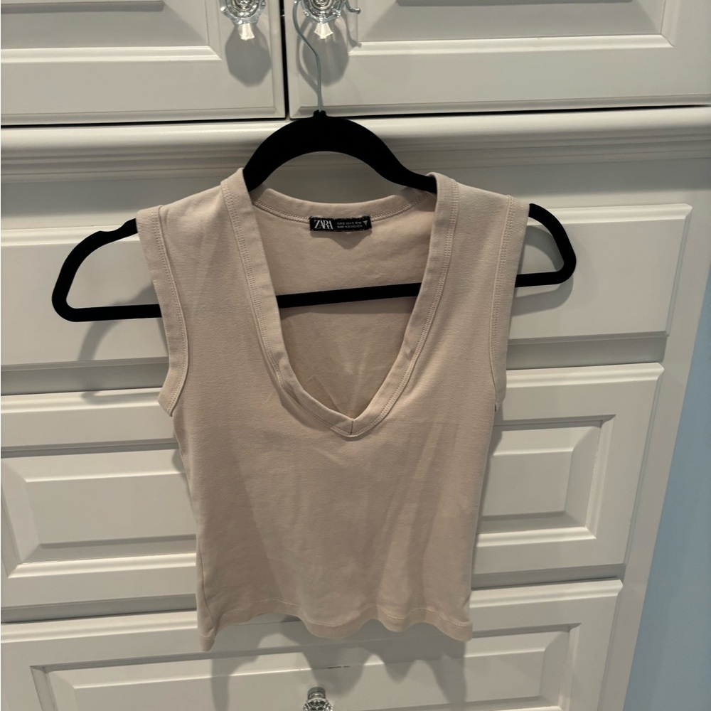 Zara Women's Beige V-Neck Tank Top